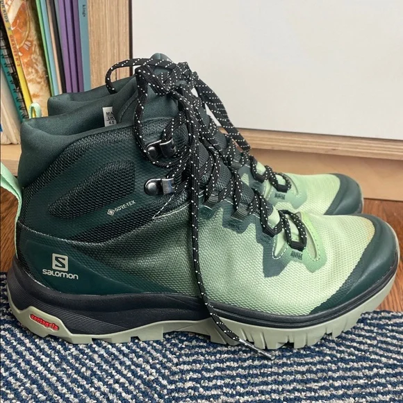 Salomon Hiking Boots - Picture 2 of 5